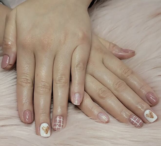 Neutral set with hand-painted plaid and floral art